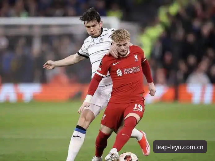 乐鱼即时资讯iOS版 从维拉3-0夺冠看欧联杯的3个关键转折点——资深球迷林薇的深度复盘